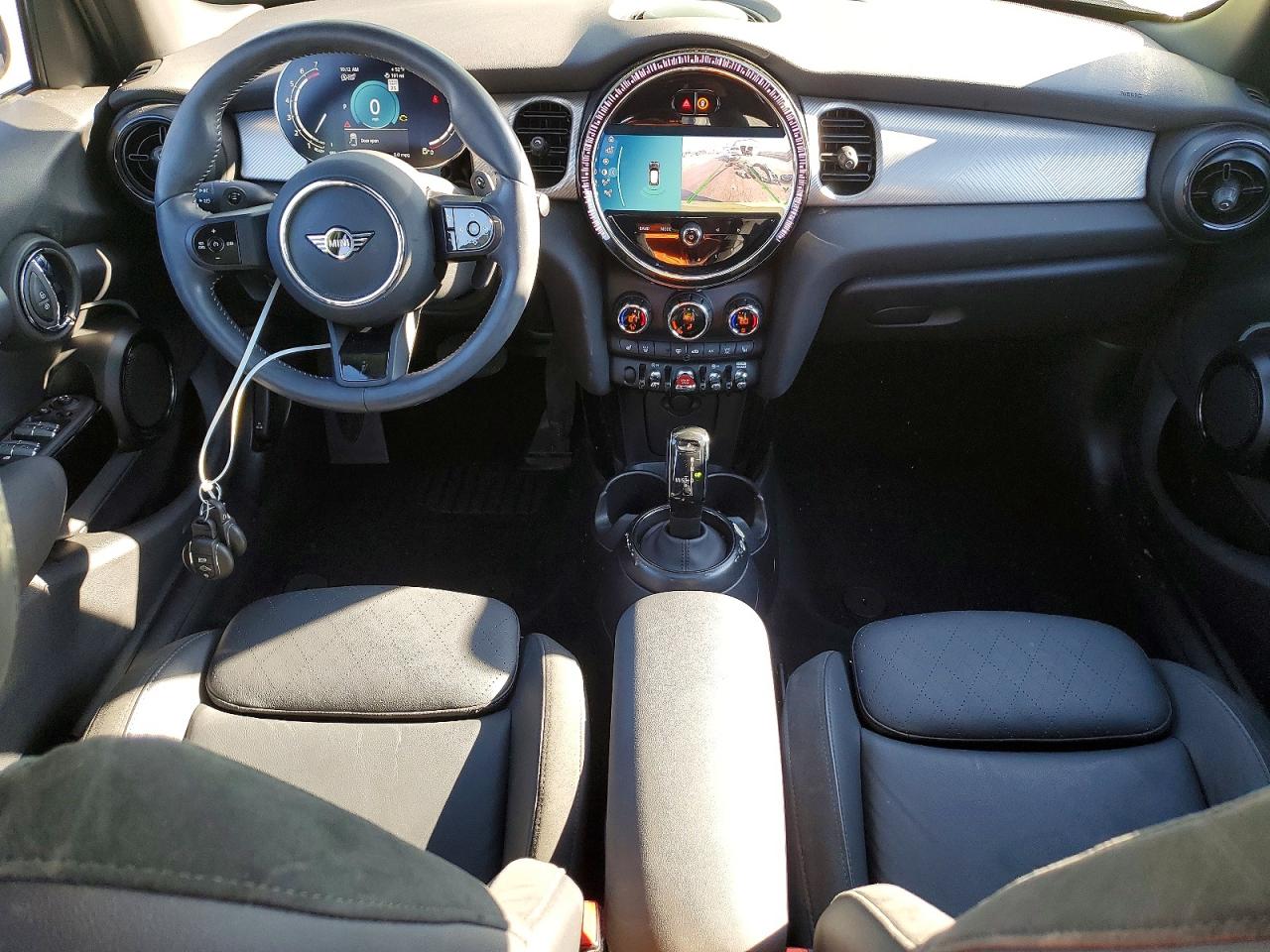 2024 MINI COOPER S photo 15