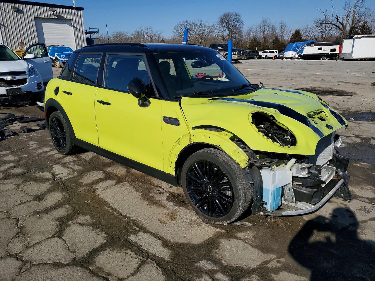 2024 MINI COOPER S photo 7