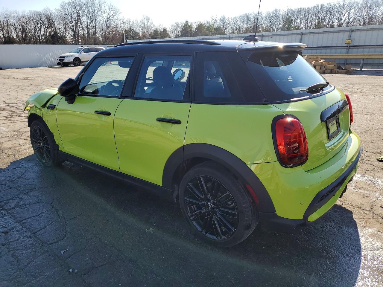 2024 MINI COOPER S photo 3