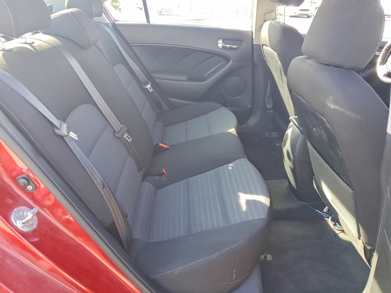 2017 KIA FORTE photo 19