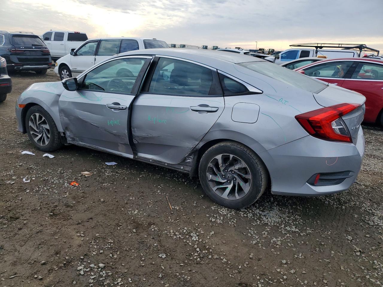 2016 HONDA CIVIC EX photo 3