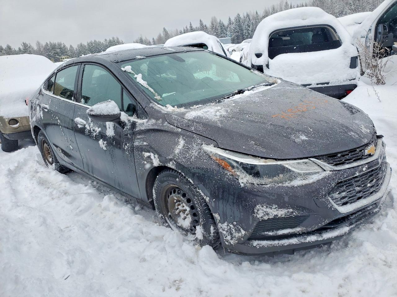 2017 CHEVROLET CRUZE LT photo 4