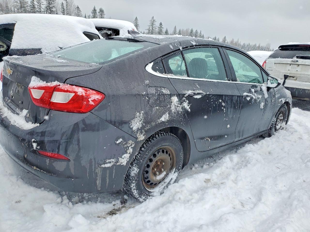 2017 CHEVROLET CRUZE LT photo 3