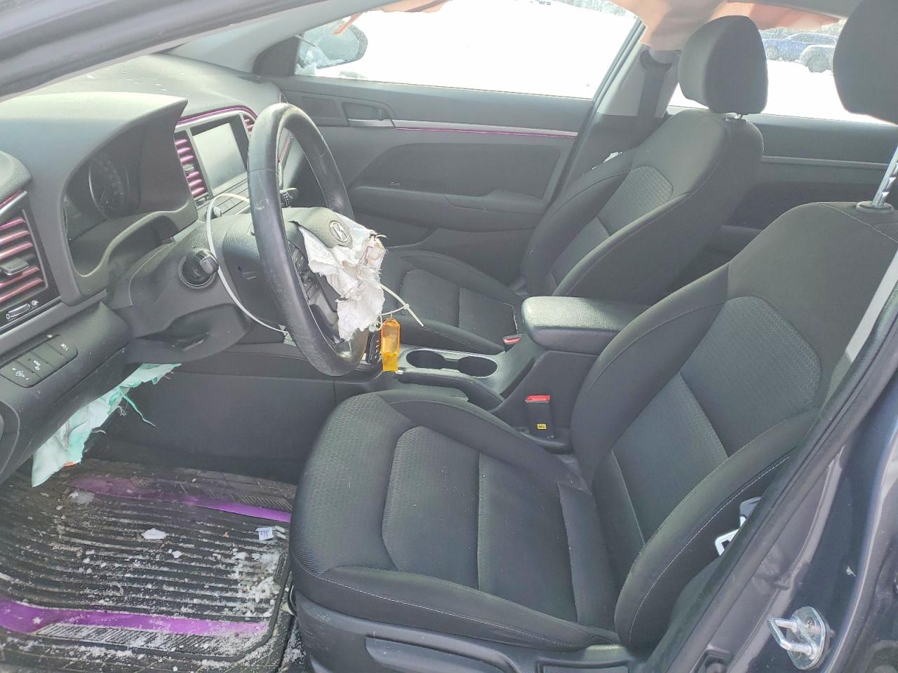 2017 HYUNDAI ELANTRA SE photo 7