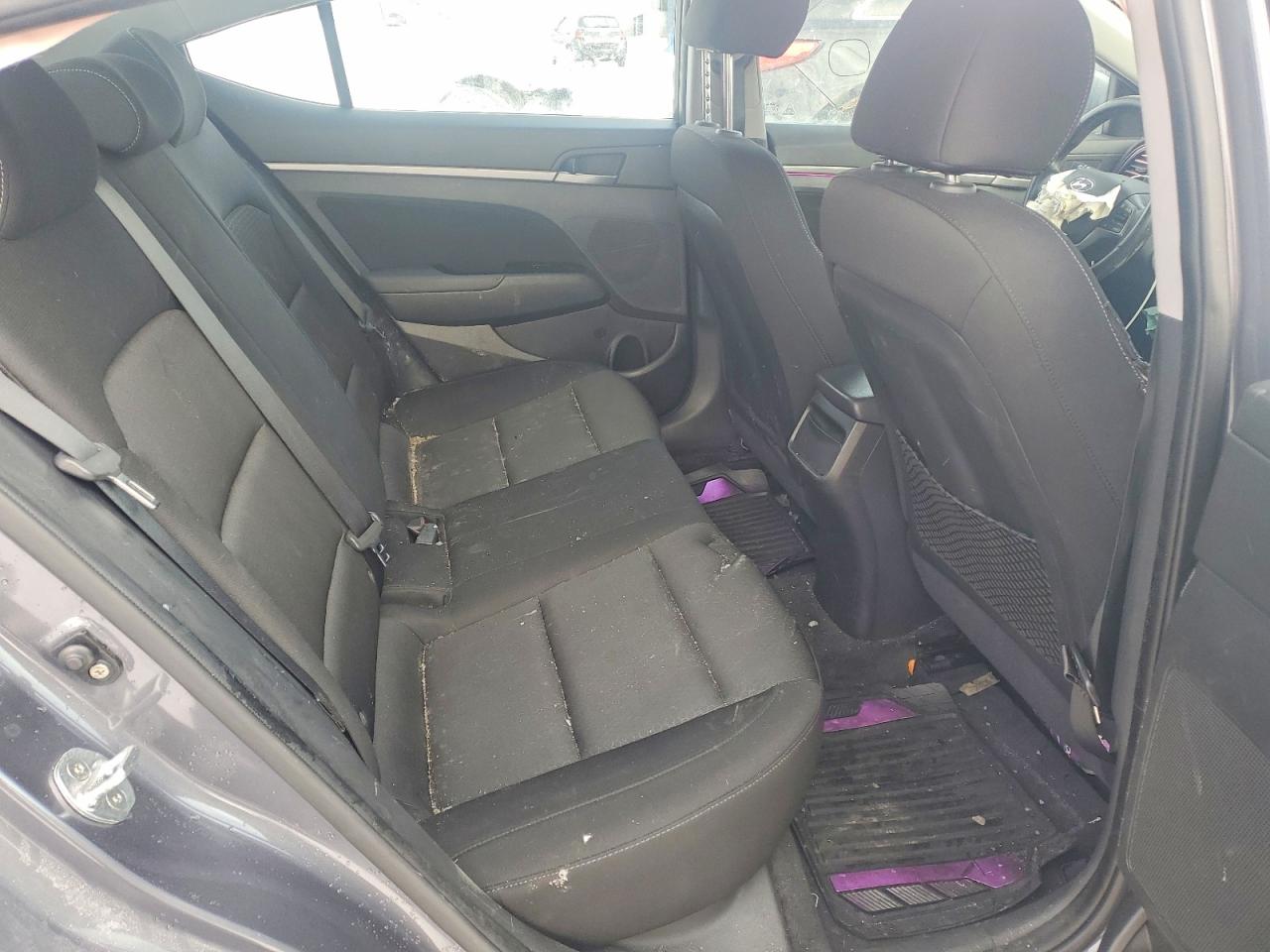 2017 HYUNDAI ELANTRA SE photo 10