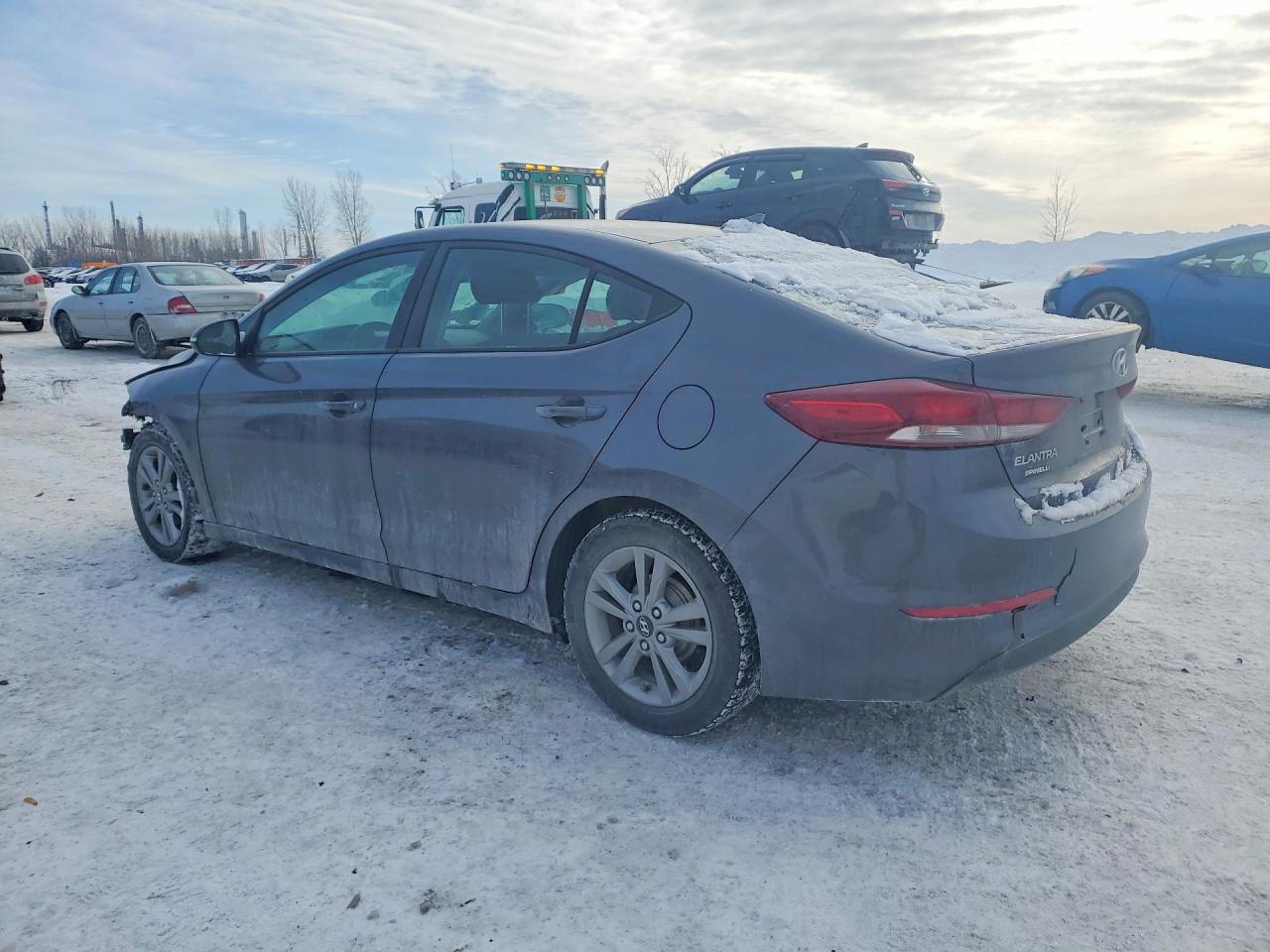 2017 HYUNDAI ELANTRA SE photo 2