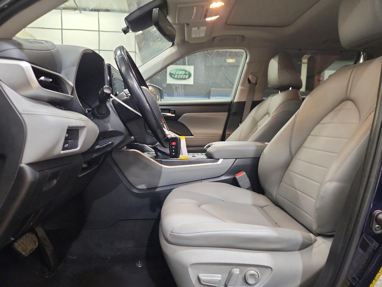 2022 TOYOTA HIGHLANDER HYBRID XLE photo 7