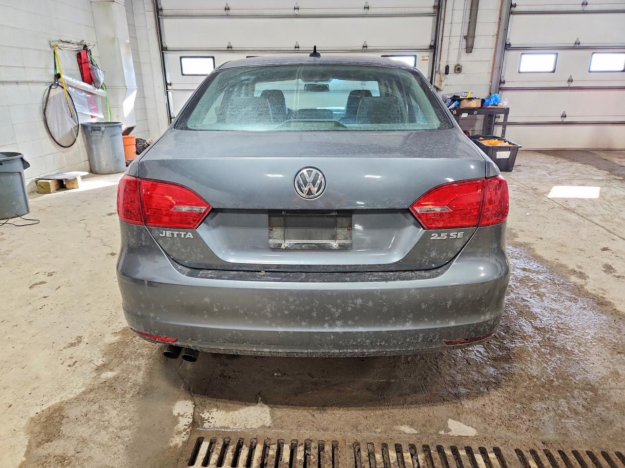 2013 VOLKSWAGEN JETTA SE photo 6