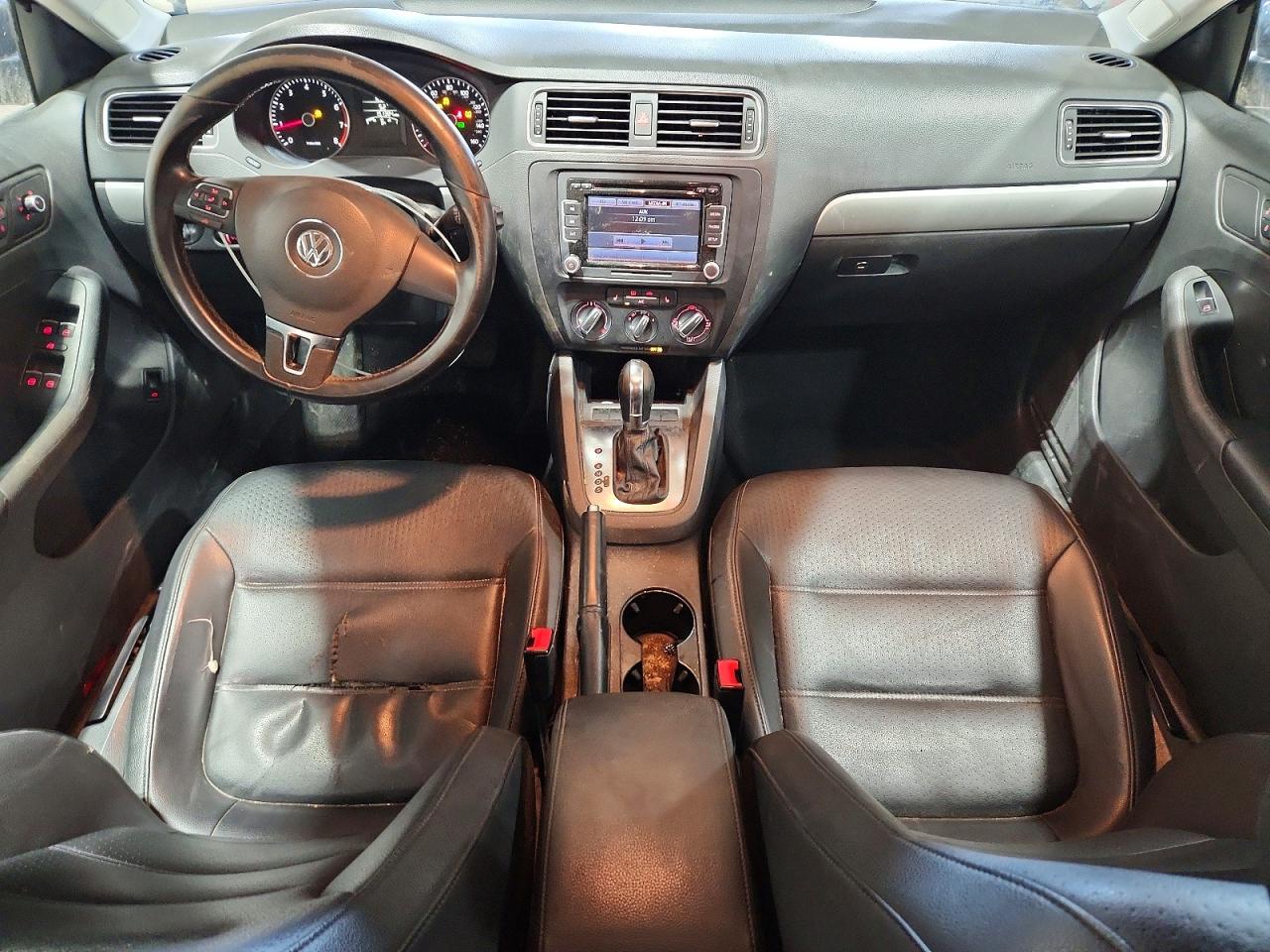 2013 VOLKSWAGEN JETTA SE photo 8