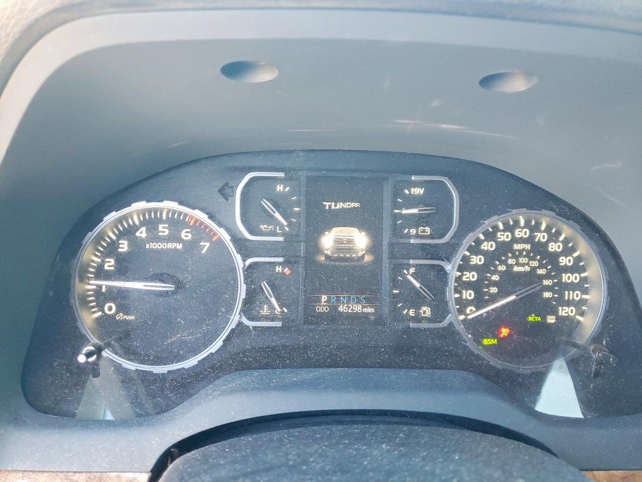 2018 TOYOTA TUNDRA photo 17