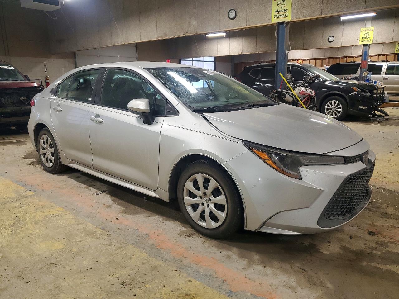 2021 TOYOTA COROLLA LE photo 4