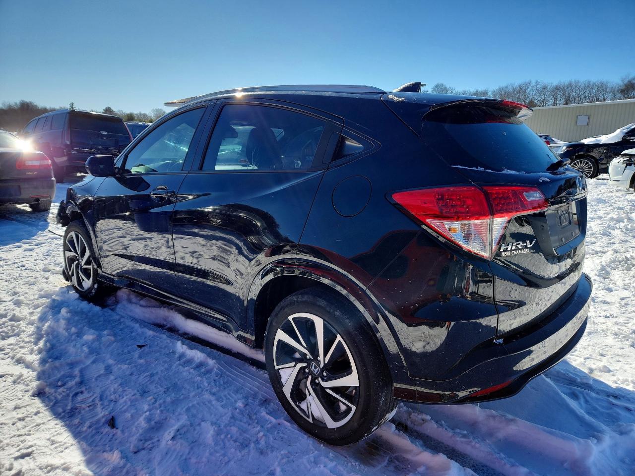 2019 HONDA HR-V SPORT photo 2