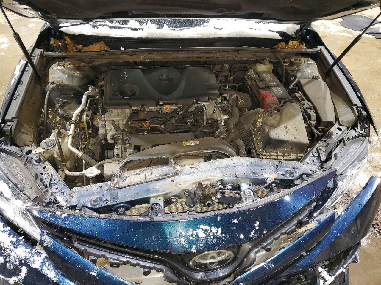 2018 TOYOTA CAMRY LE photo 11