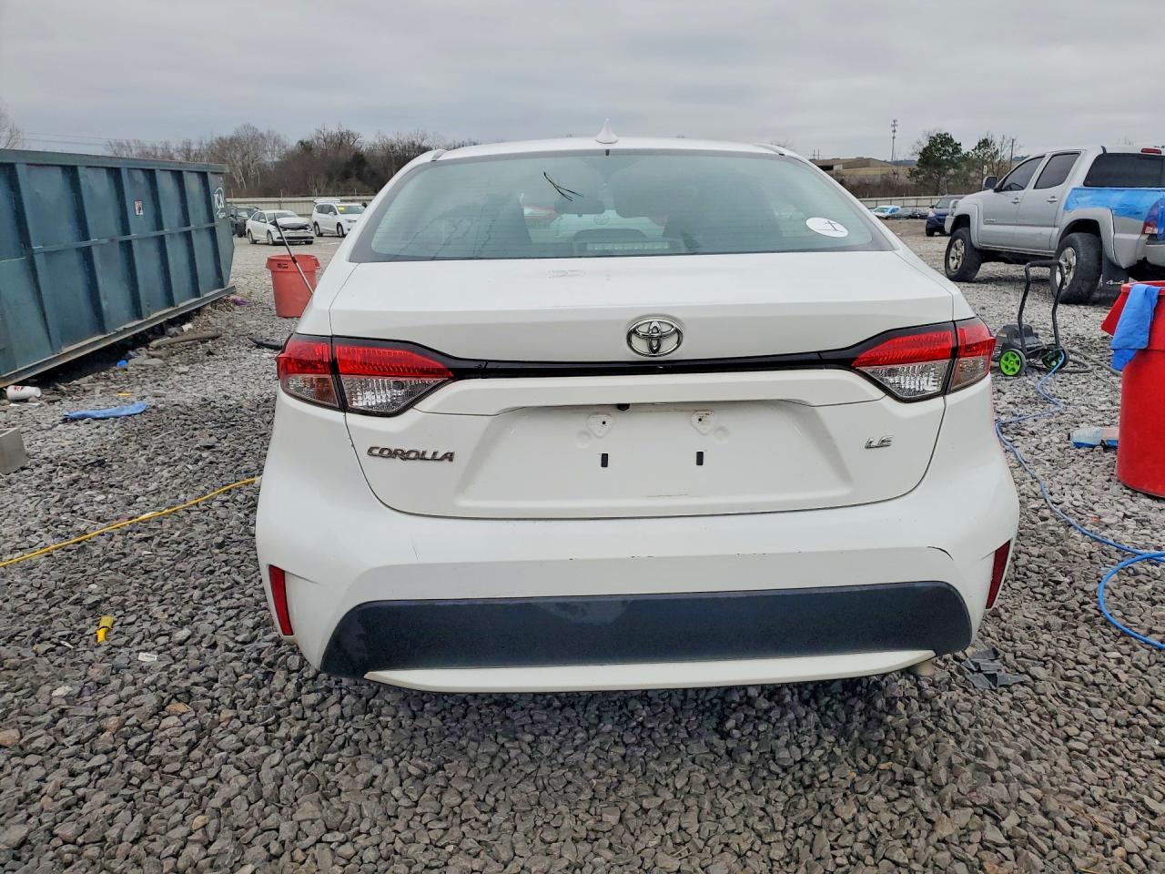 2020 TOYOTA COROLLA LE photo 6