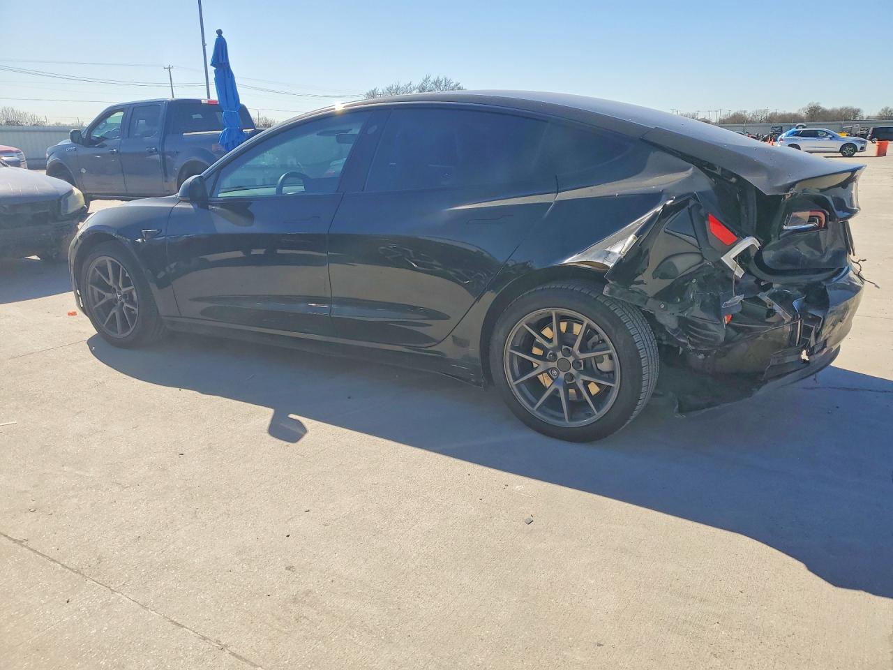 2021 TESLA MODEL 3 photo 4