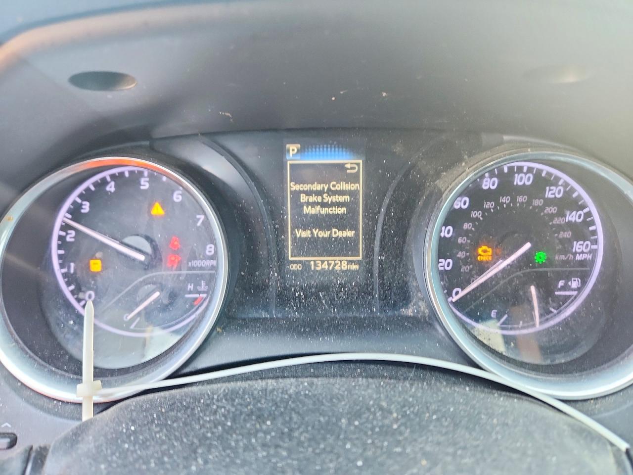 2018 TOYOTA CAMRY photo 25