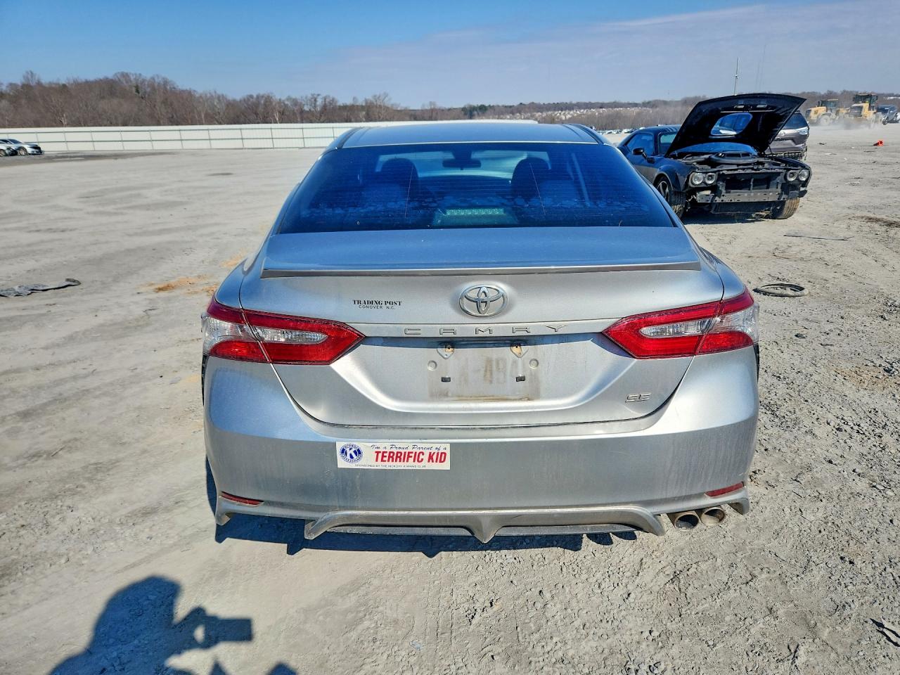 2018 TOYOTA CAMRY photo 16