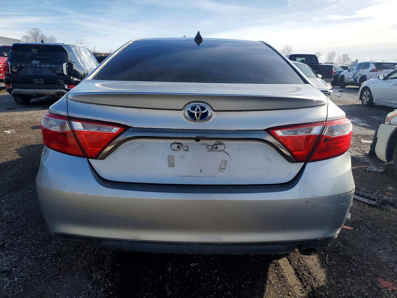 2017 TOYOTA CAMRY photo 6
