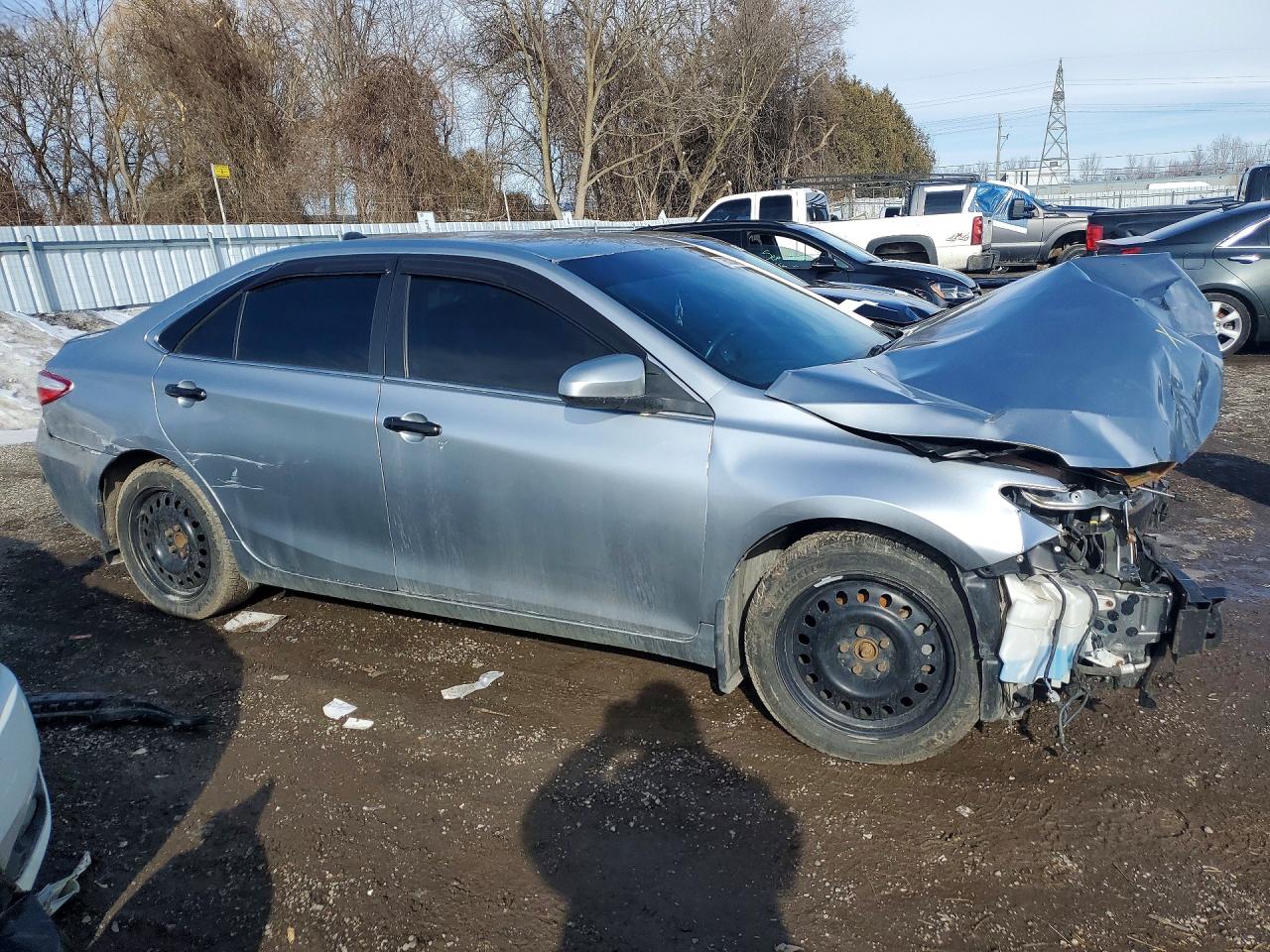 2017 TOYOTA CAMRY photo 4