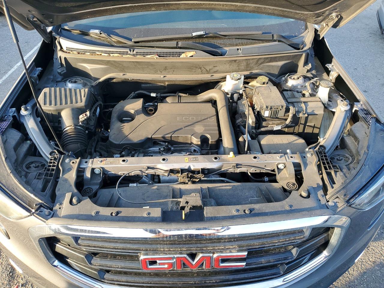 2018 GMC TERRAIN SLE photo 11