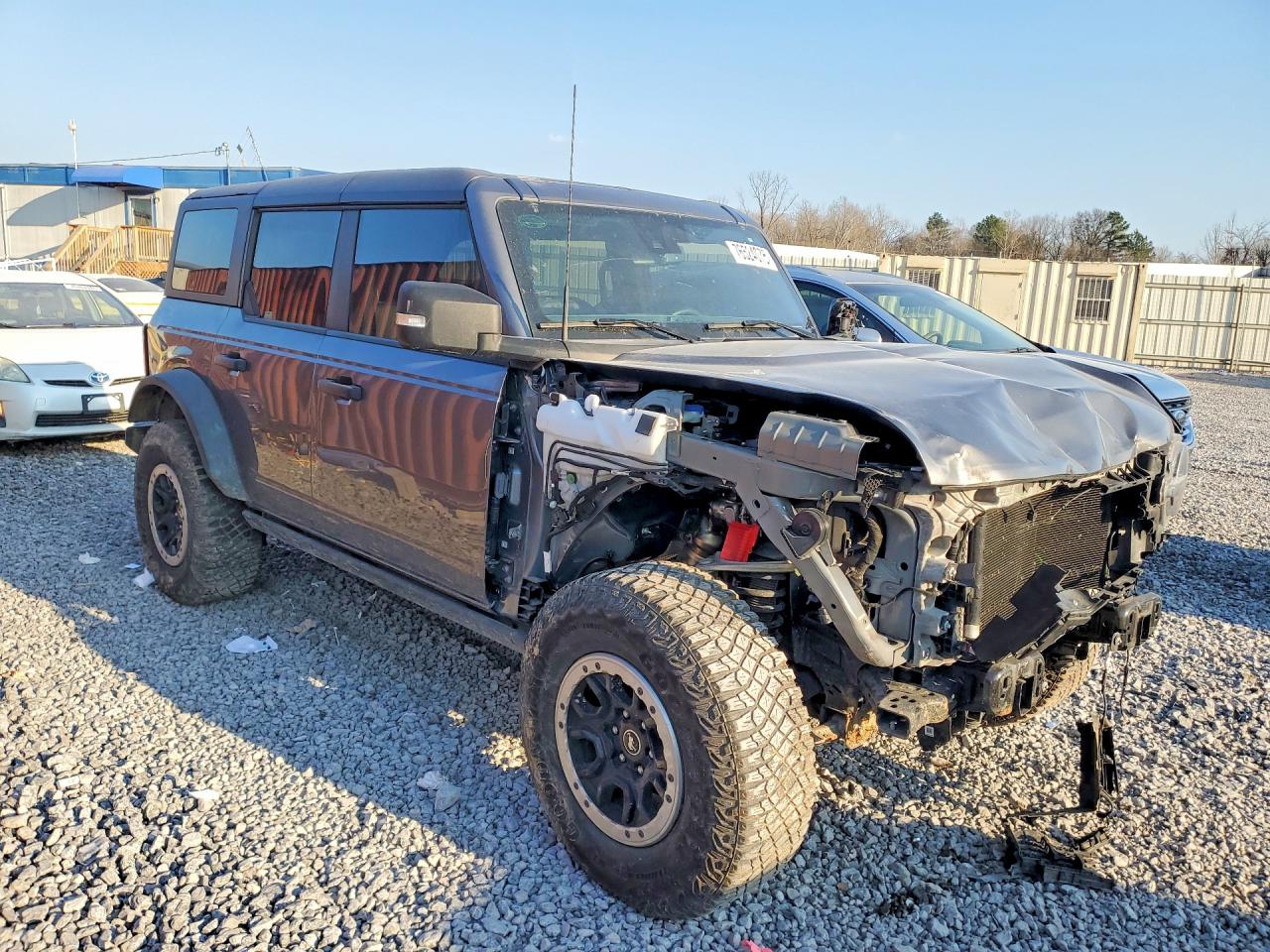 2023 FORD BRONCO BASE photo 4