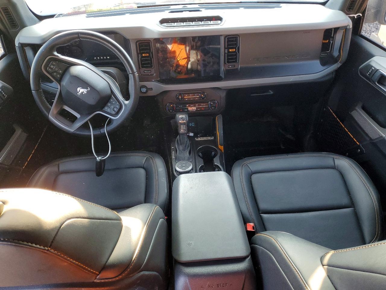 2023 FORD BRONCO BASE photo 8
