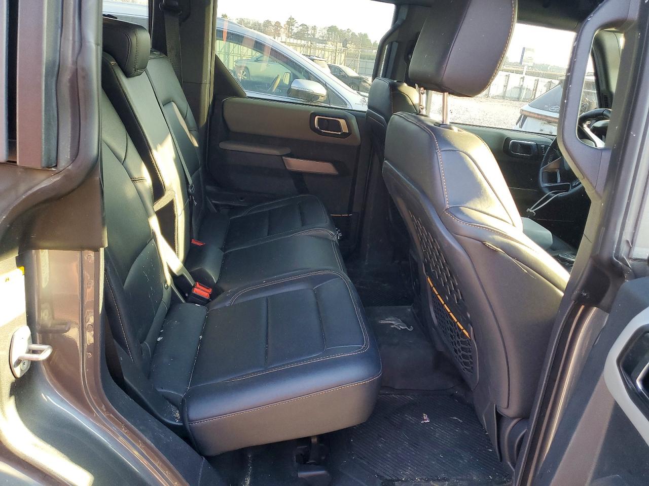 2023 FORD BRONCO BASE photo 11
