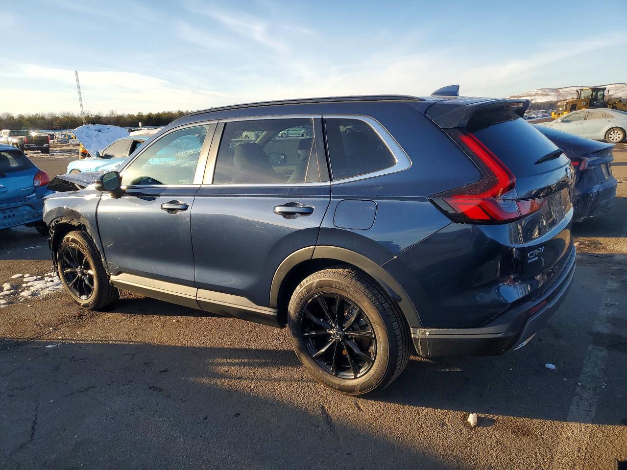 2024 HONDA CR-V SPORT-L photo 2
