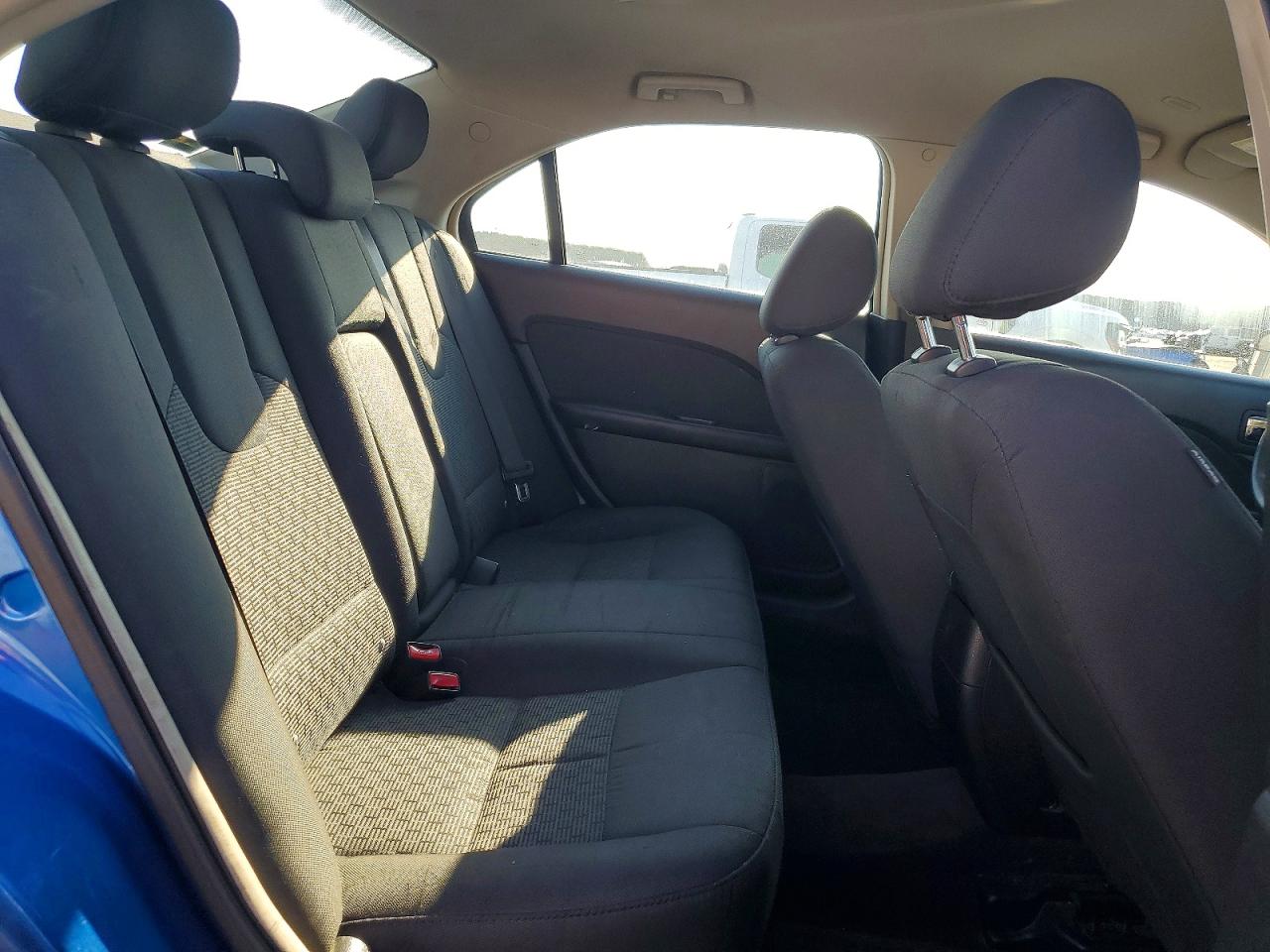 2011 FORD FUSION SE photo 10