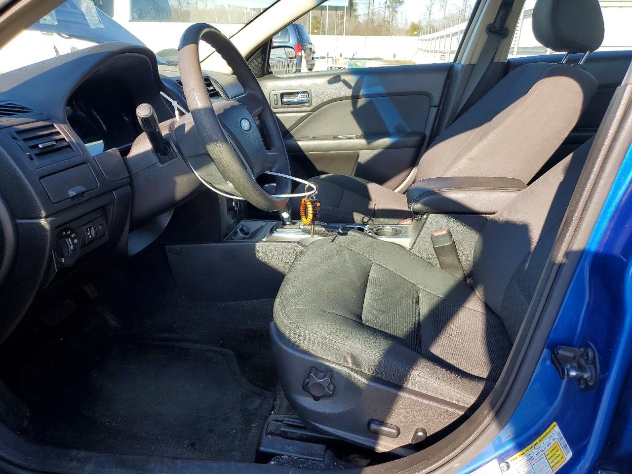 2011 FORD FUSION SE photo 7