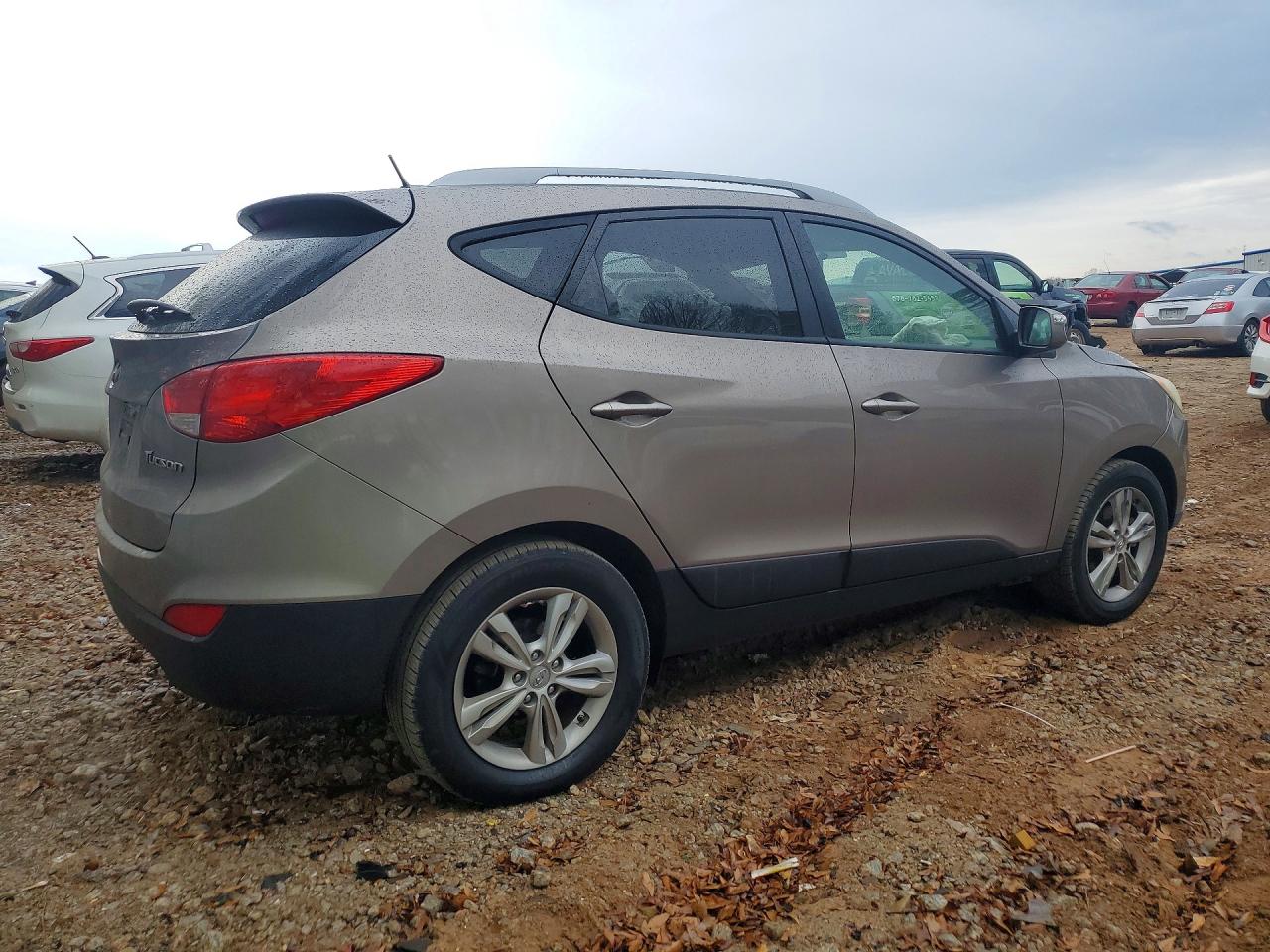 2013 HYUNDAI TUCSON GLS photo 5