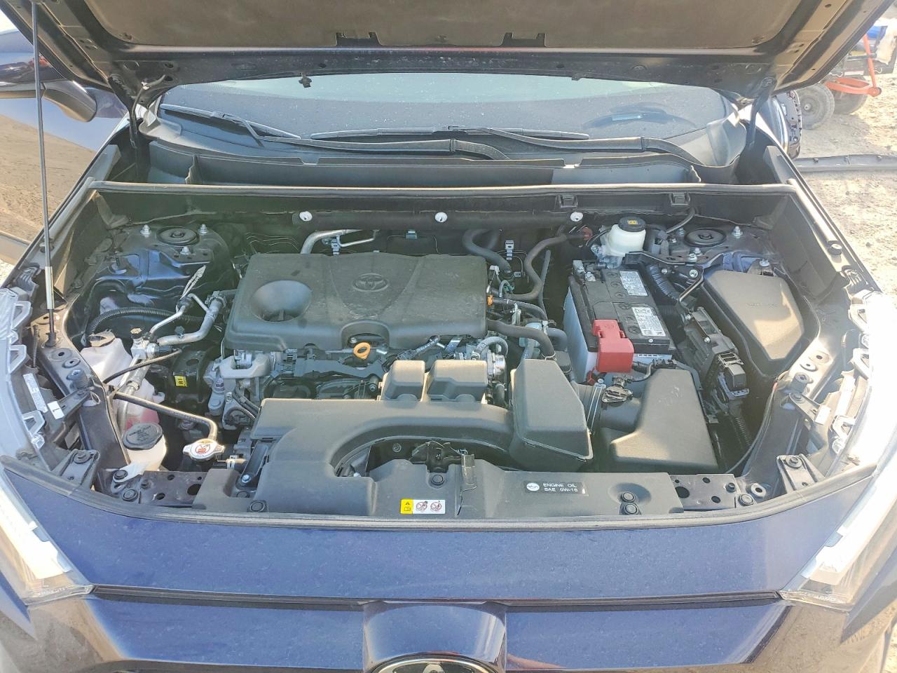 2024 TOYOTA RAV4 XLE photo 23