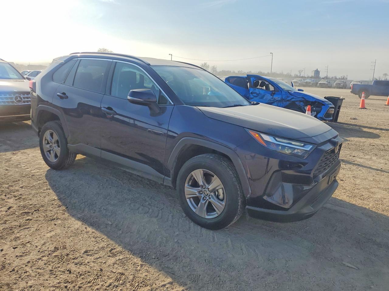 2024 TOYOTA RAV4 XLE photo 7