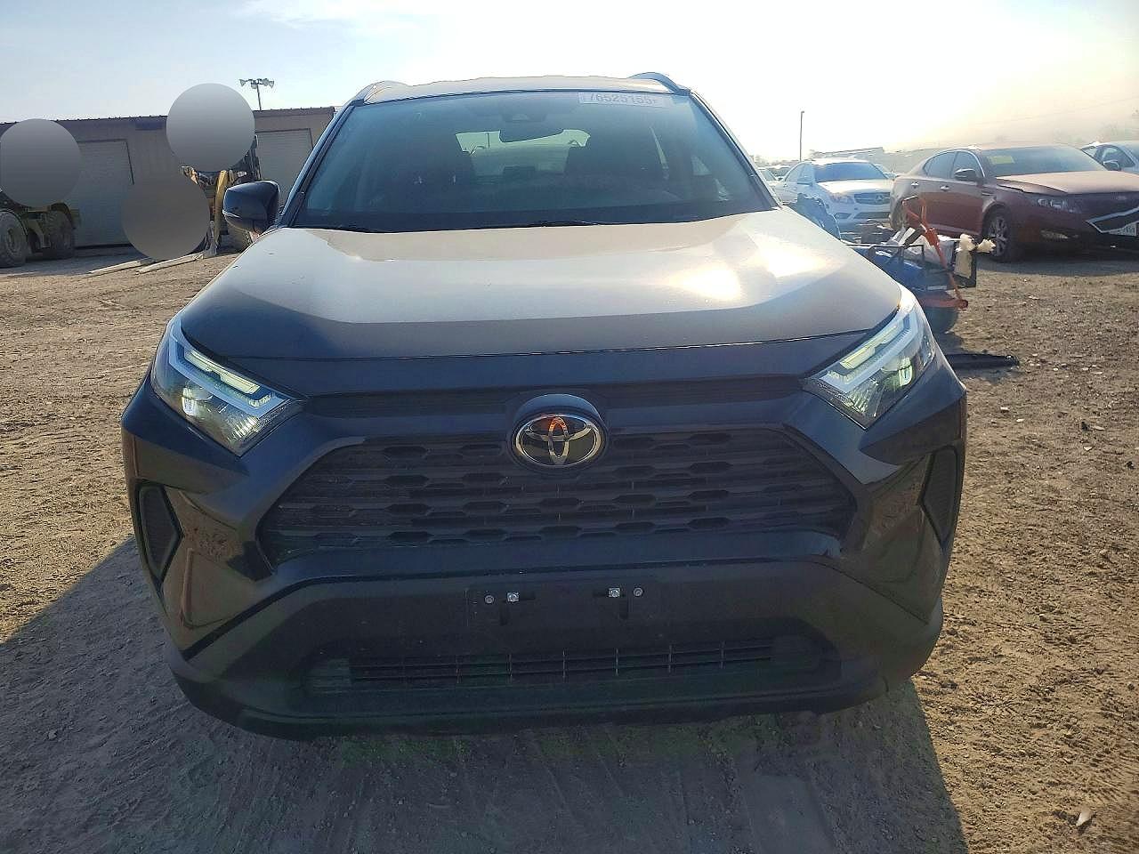 2024 TOYOTA RAV4 XLE photo 9