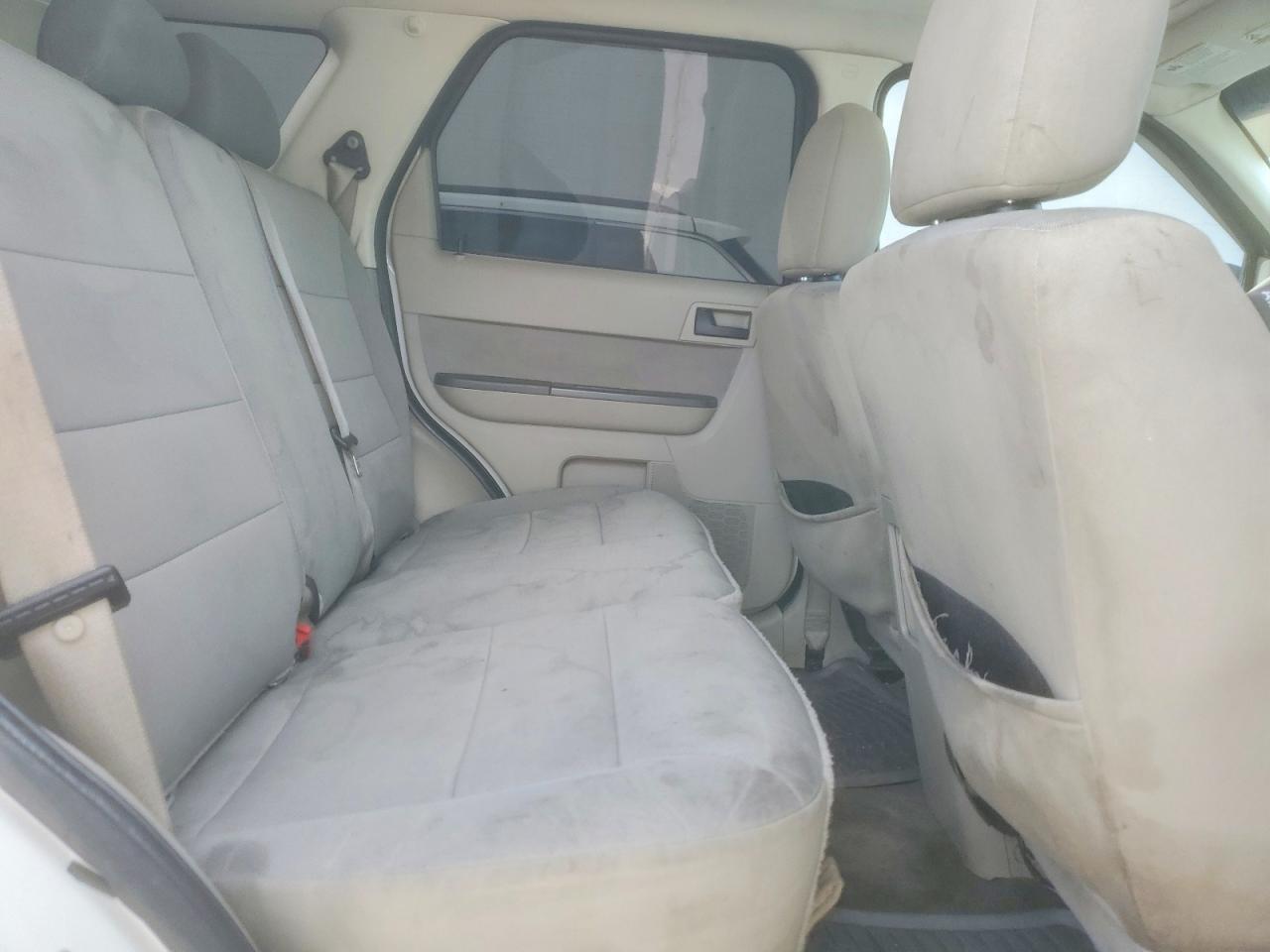 2012 FORD ESCAPE XLT photo 11