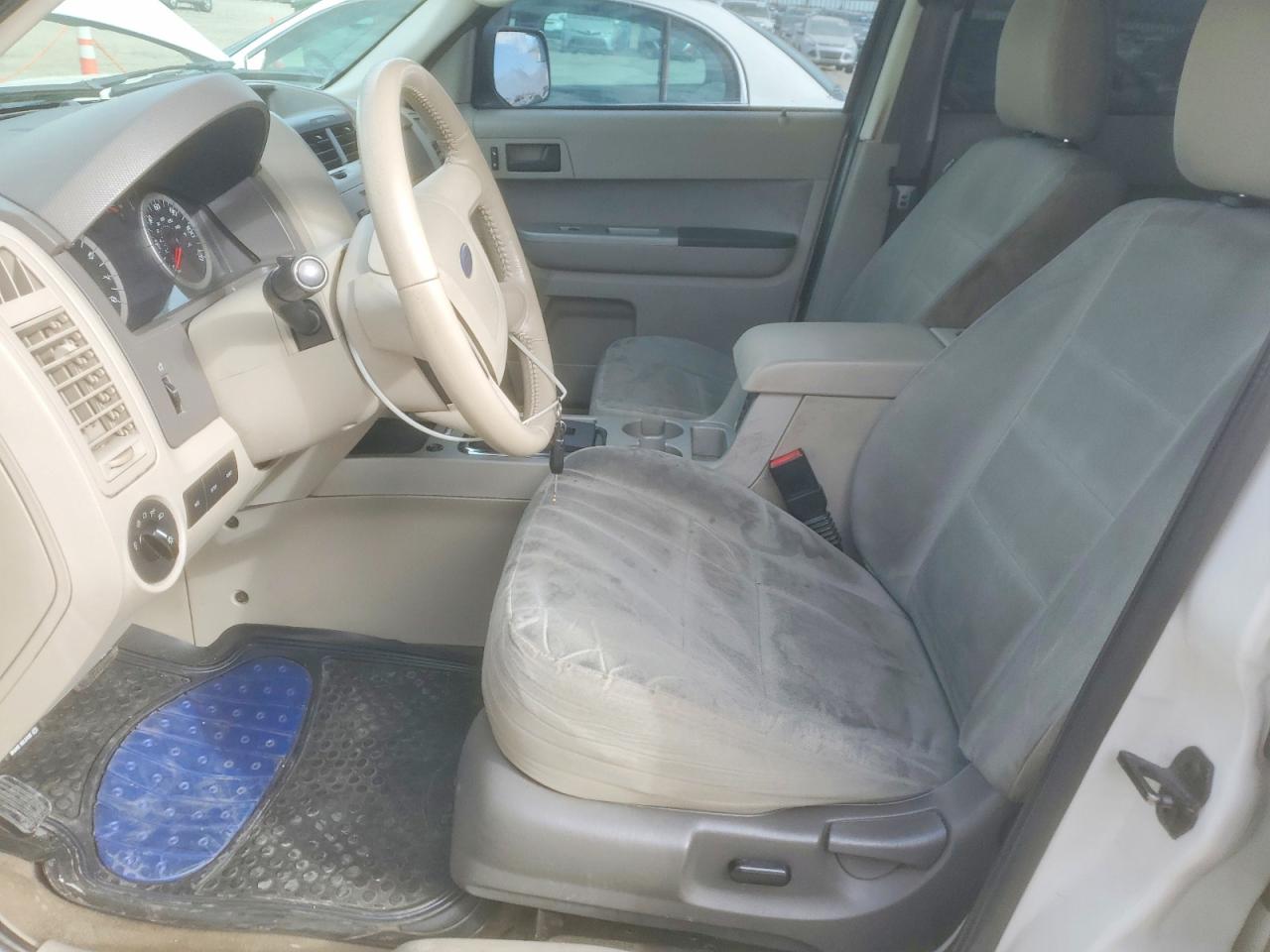 2012 FORD ESCAPE XLT photo 7