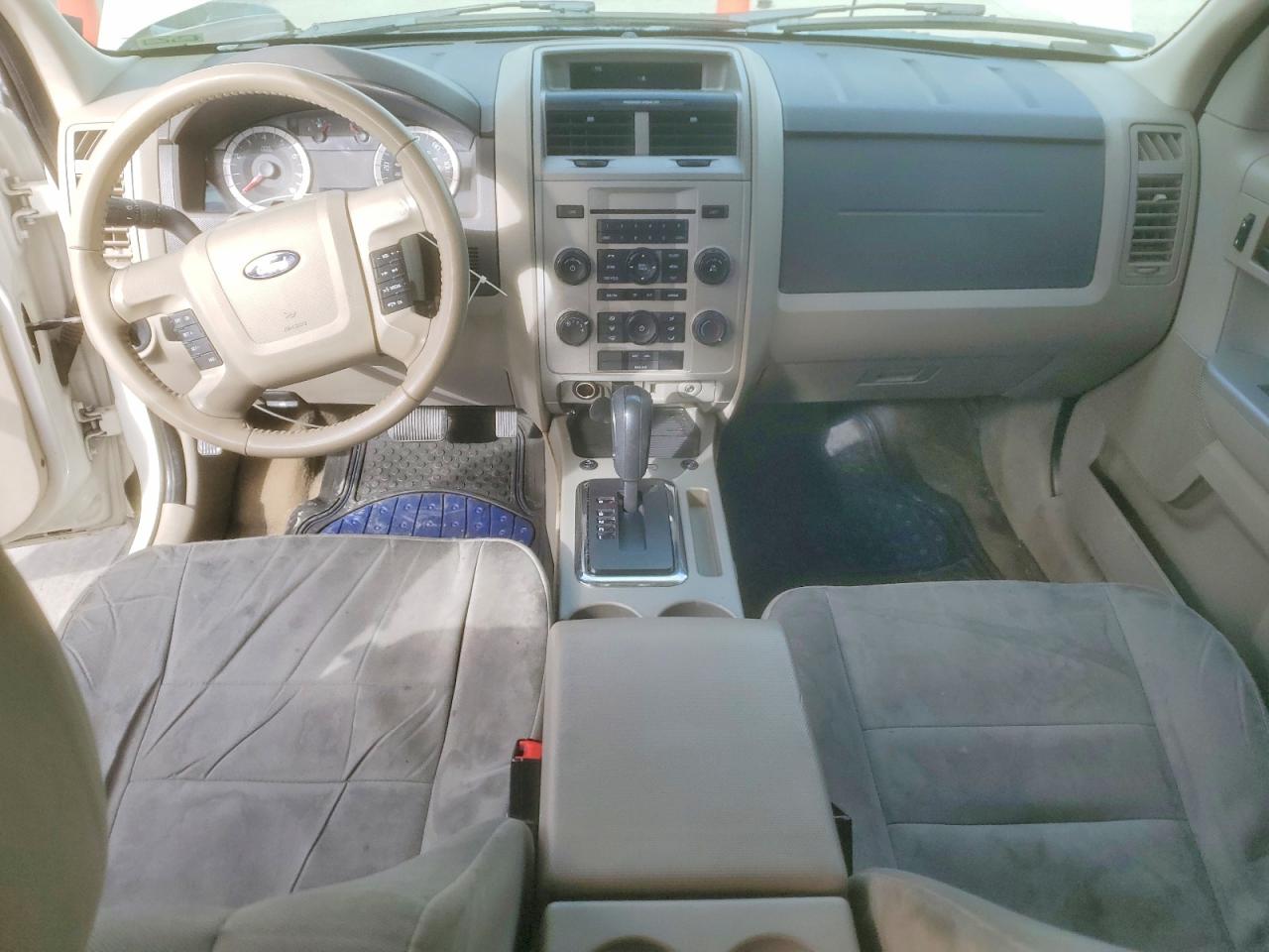 2012 FORD ESCAPE XLT photo 8