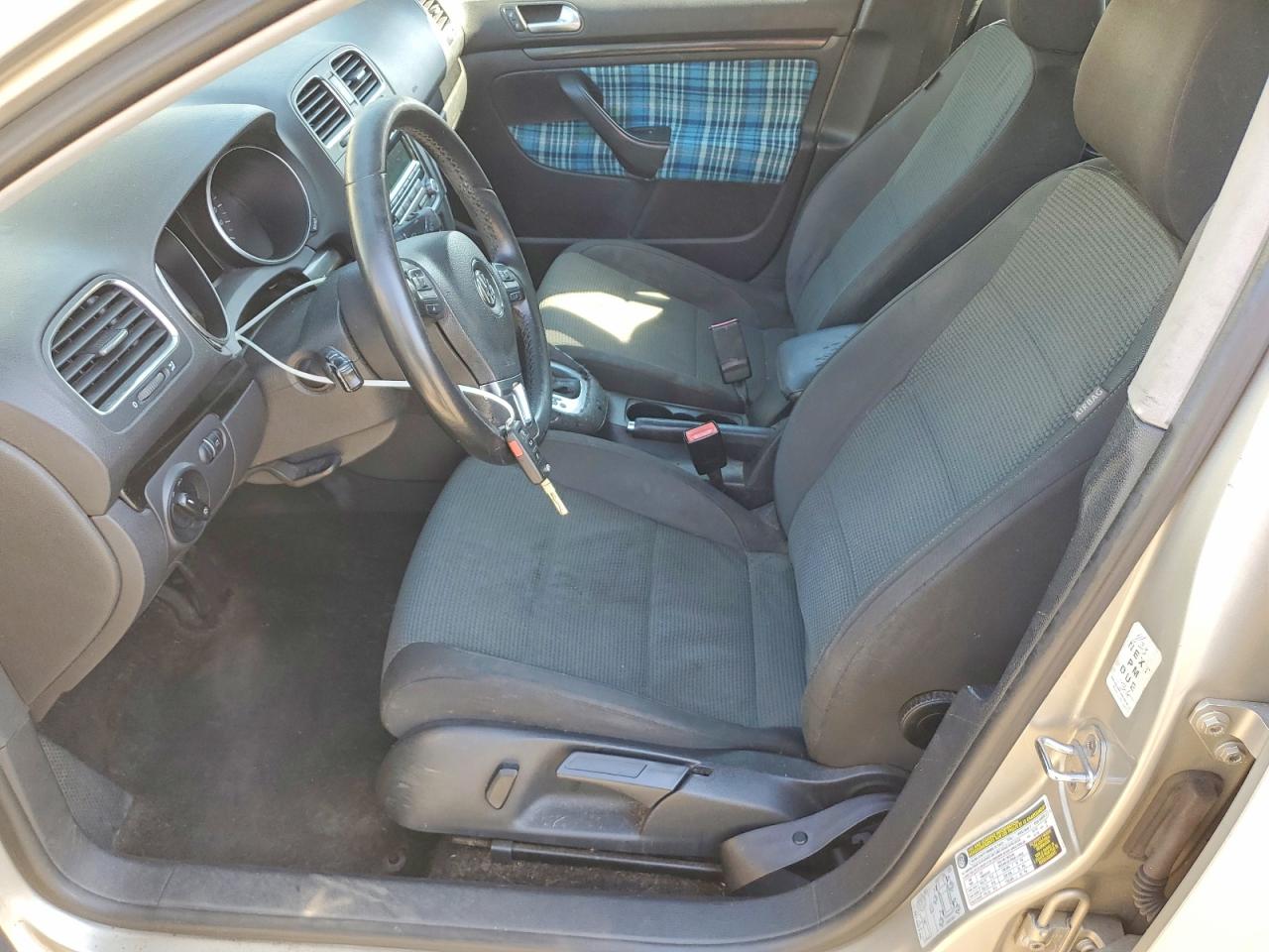 2013 VOLKSWAGEN JETTA S photo 7