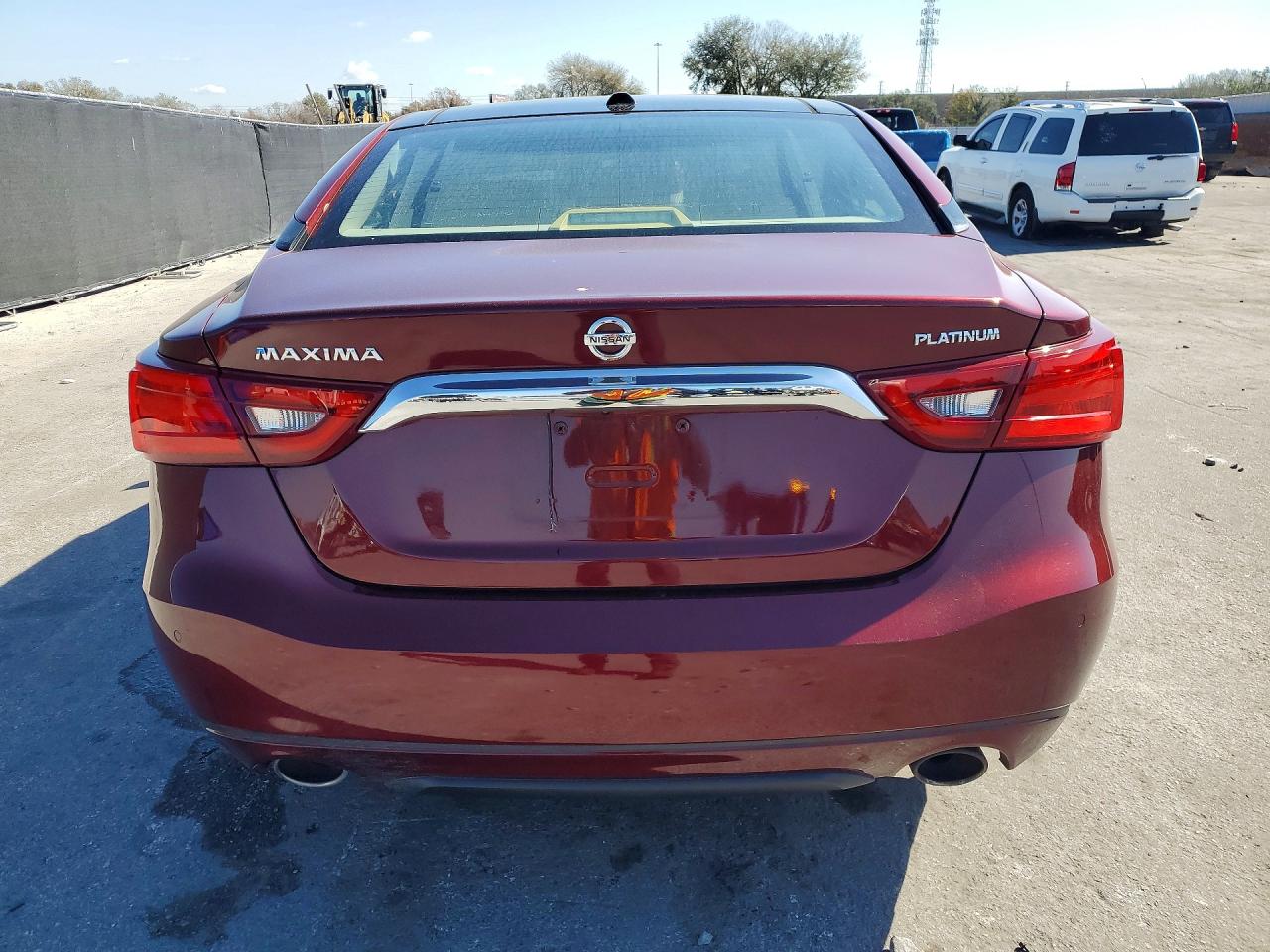 2017 NISSAN MAXIMA PLATINUM photo 11