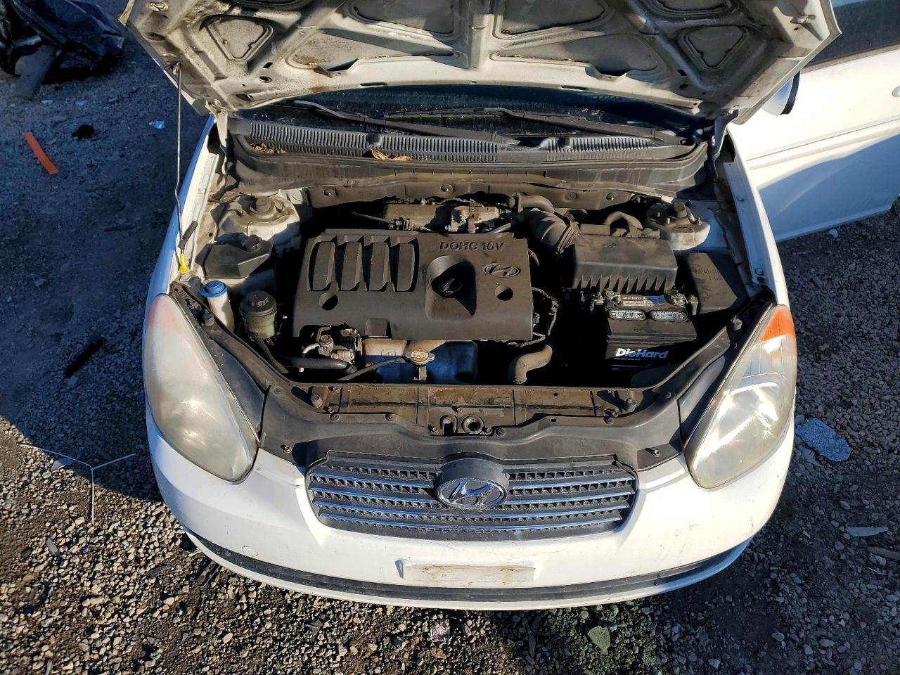 2009 HYUNDAI ACCENT photo 31