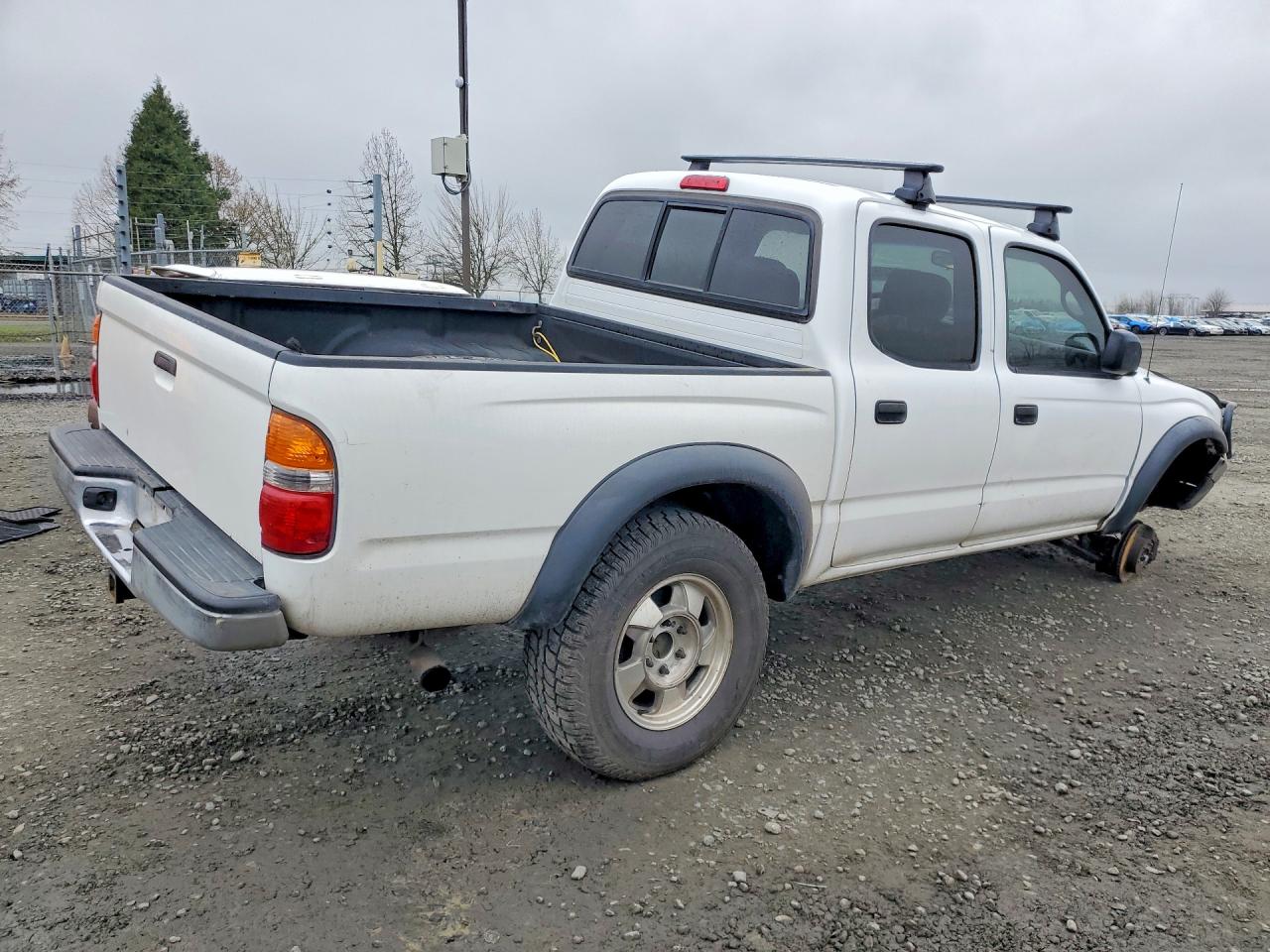2003 TOYOTA TACOMA V6 photo 3
