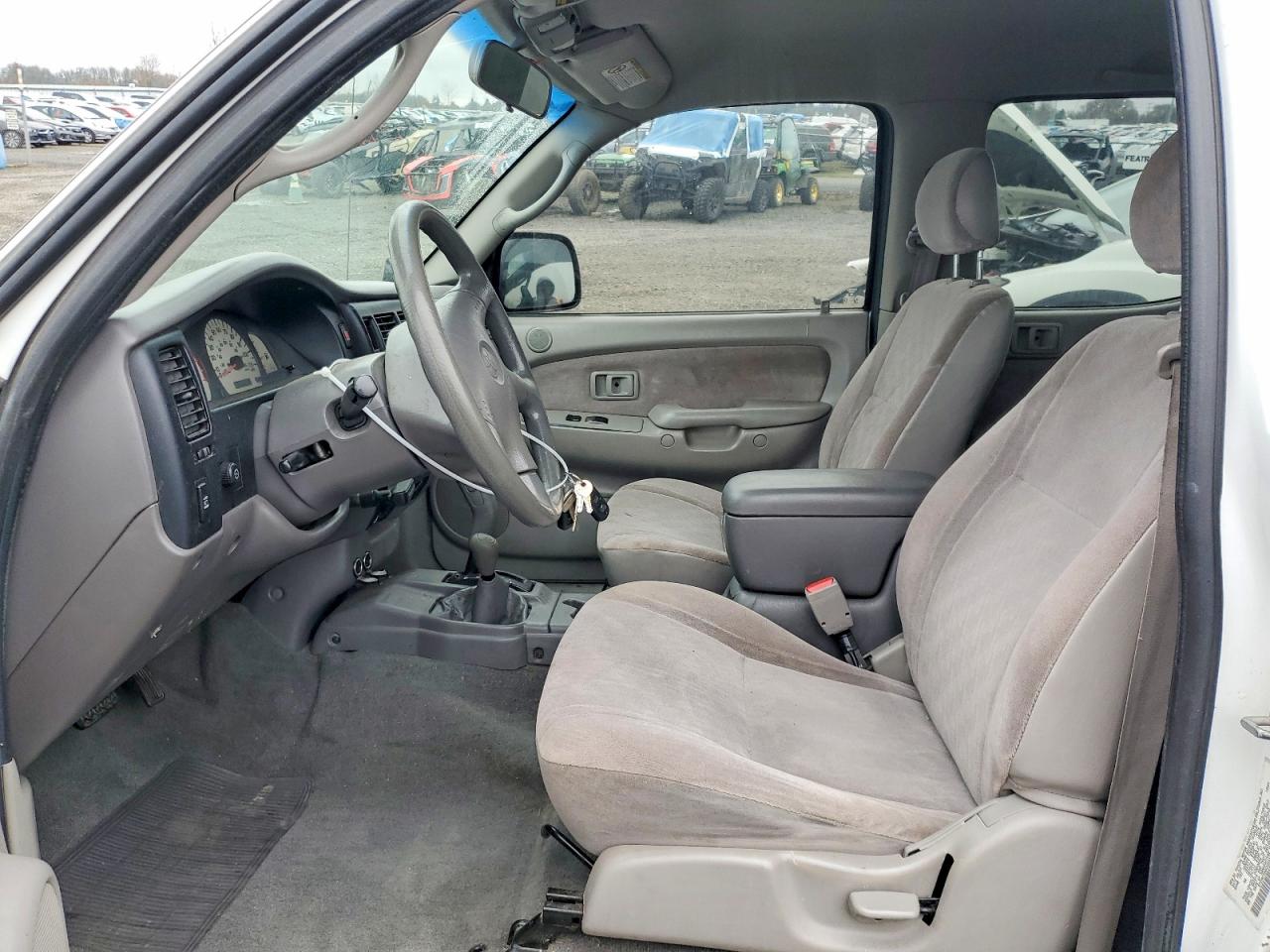 2003 TOYOTA TACOMA V6 photo 7
