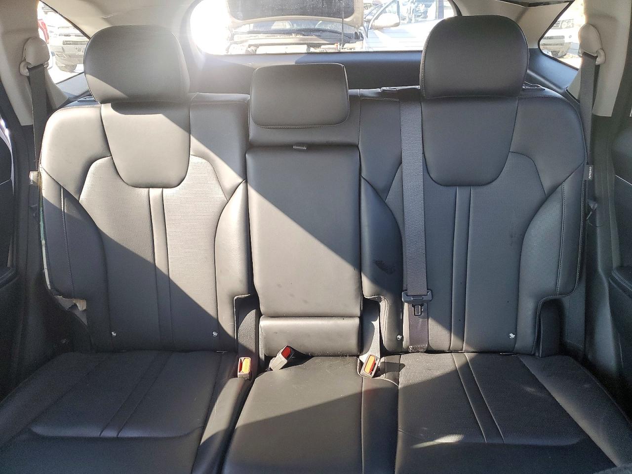 2024 KIA SORENTO S photo 10