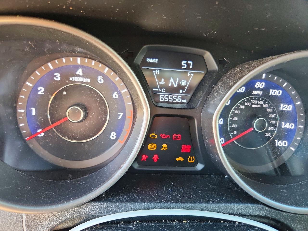 2016 HYUNDAI ELANTRA SE photo 17