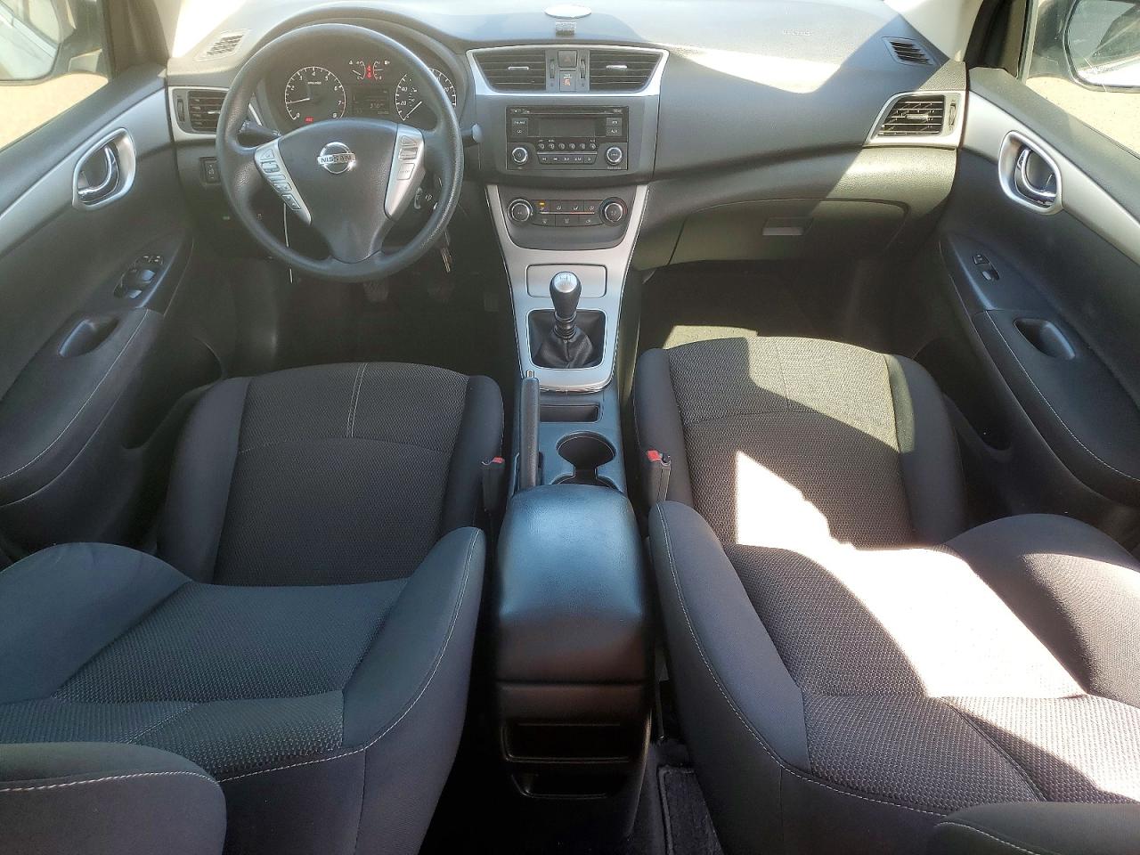 2015 NISSAN SENTRA S photo 22