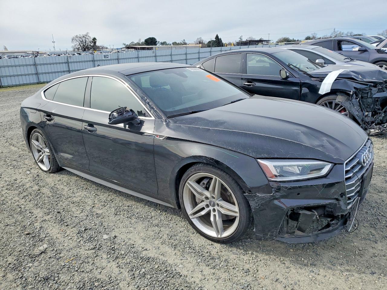 2019 AUDI A5 PREMIUM PLUS S-LINE photo 4