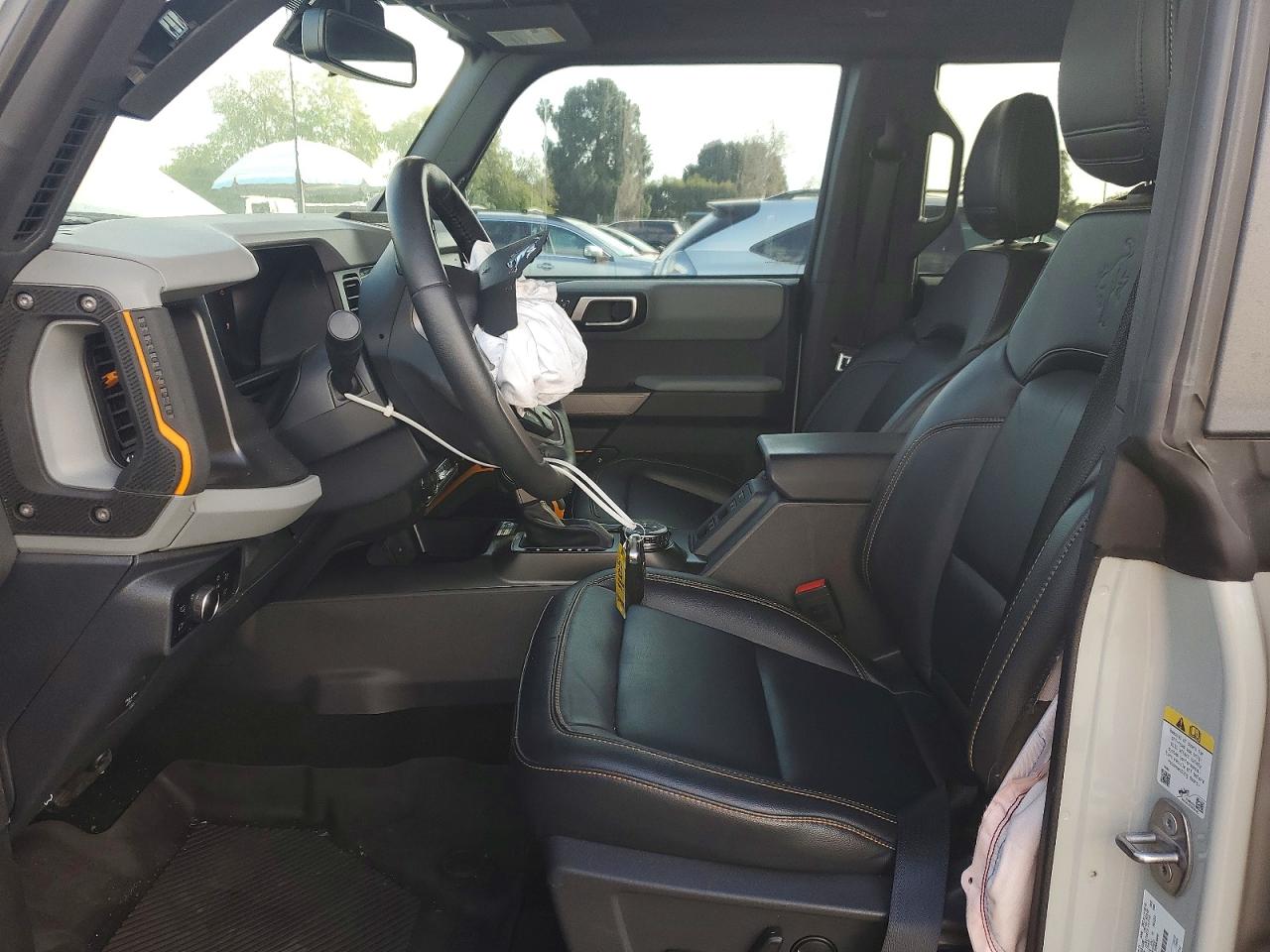 2023 FORD BRONCO BASE photo 13