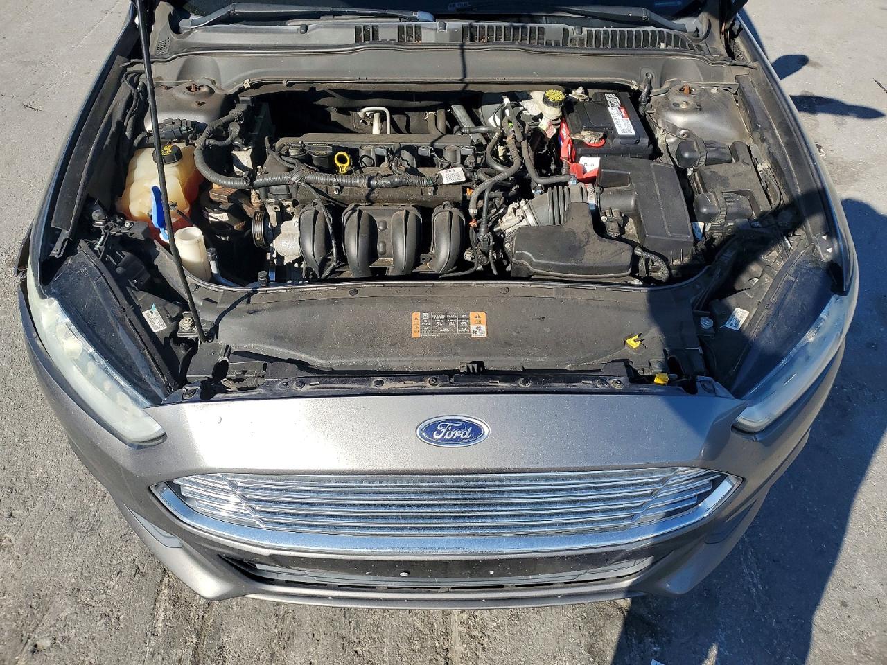 2014 FORD FUSION SE photo 31