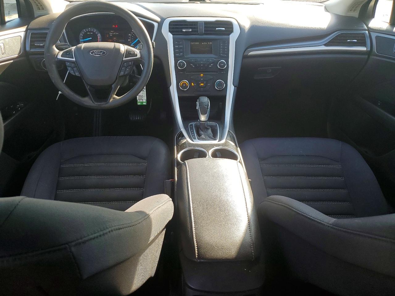 2014 FORD FUSION SE photo 22