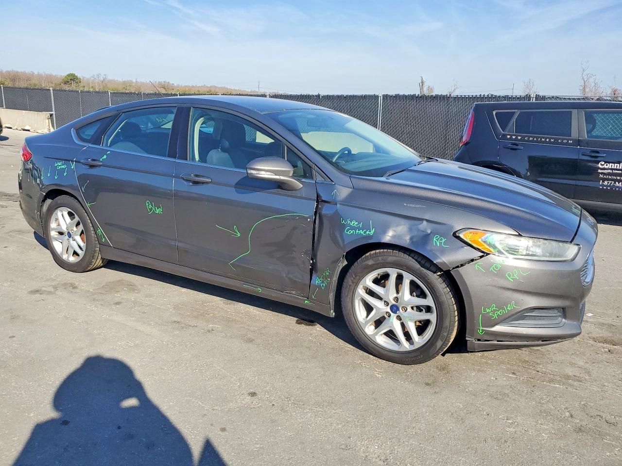 2014 FORD FUSION SE photo 10